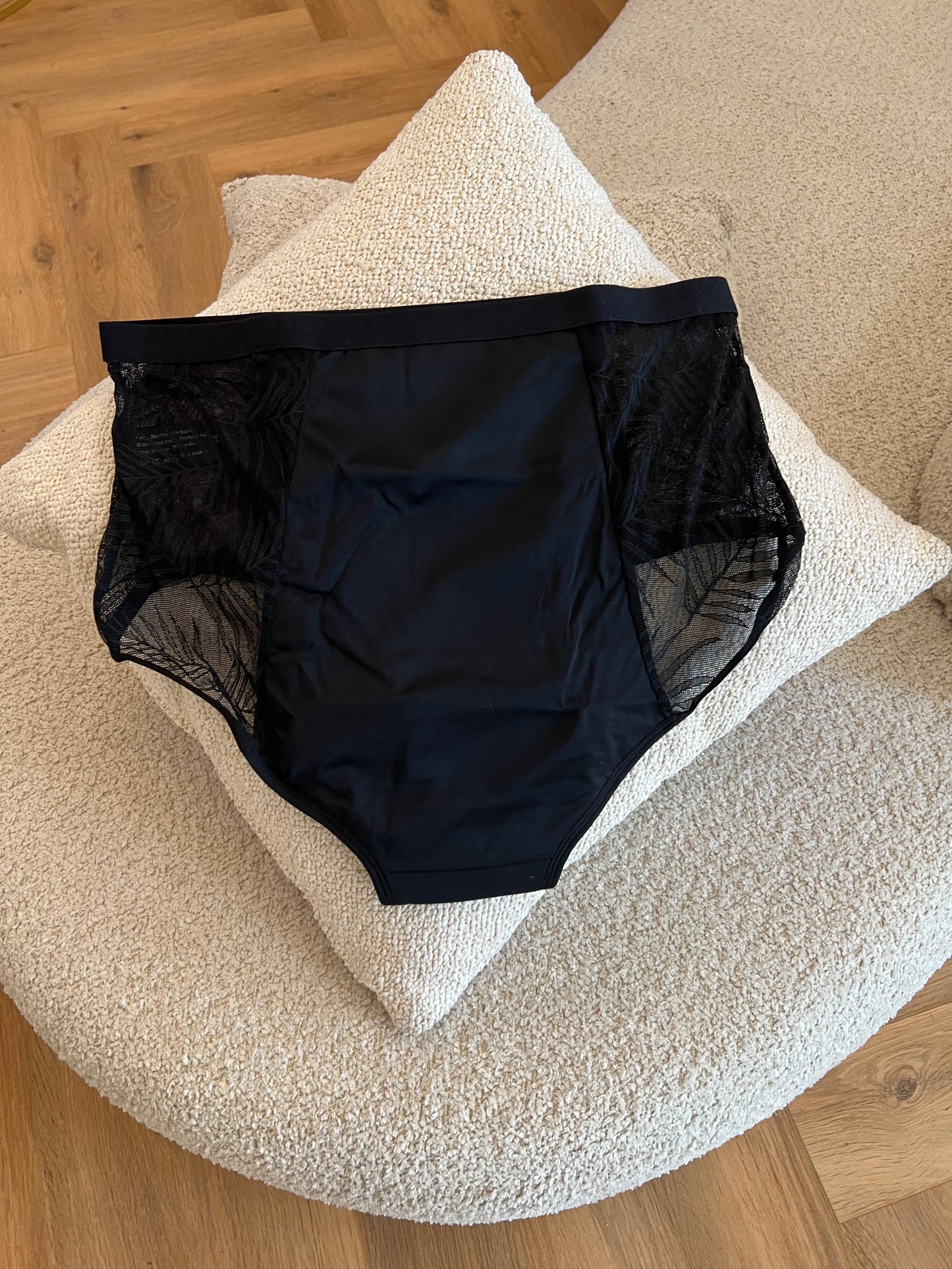Abbie Reusable Period Underwear Ultra-Absorbent & Leakproof 20-30ml