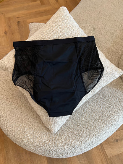 Abbie Reusable Period Underwear Ultra-Absorbent & Leakproof 20-30ml